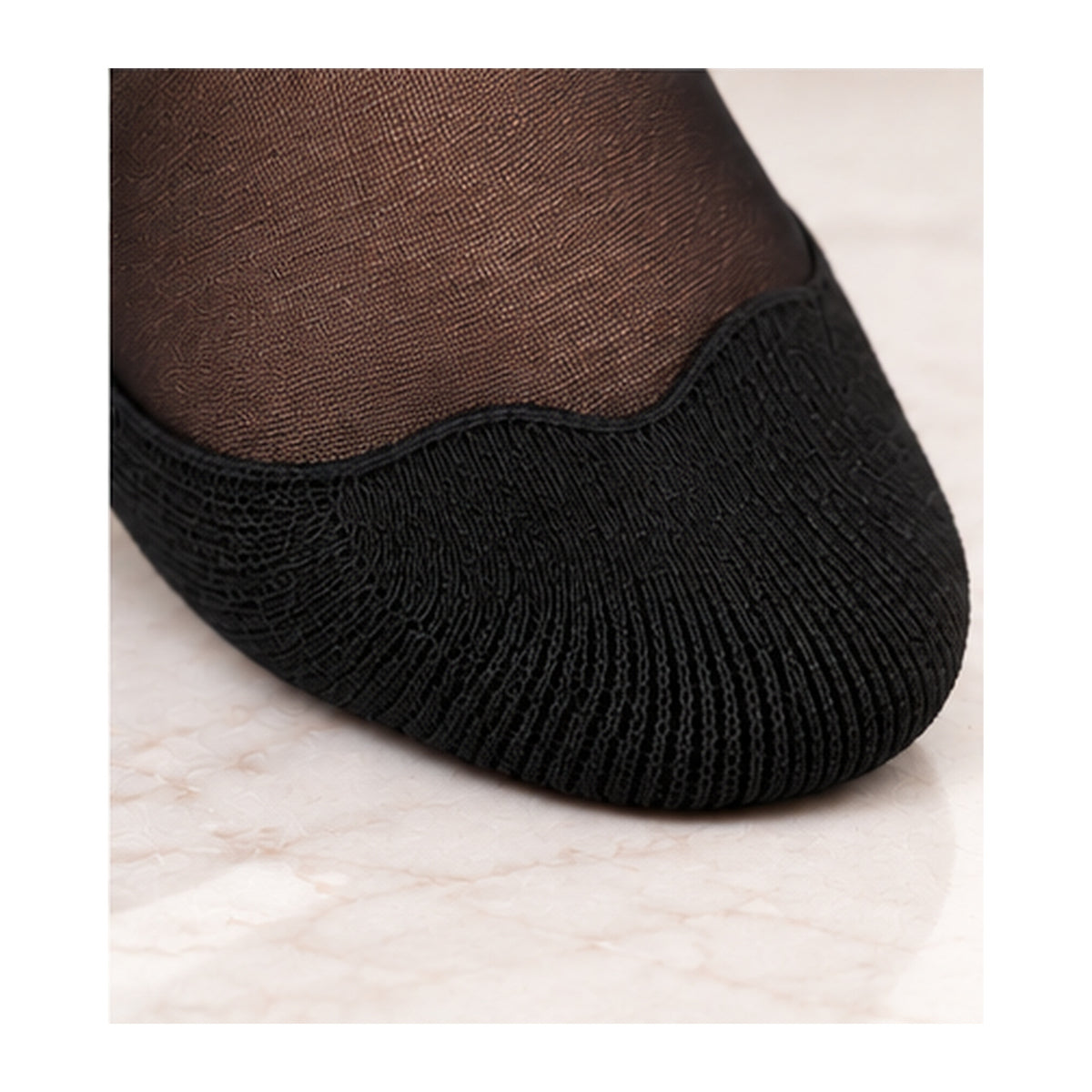 Close-up of the Black Invisi-Liner toe